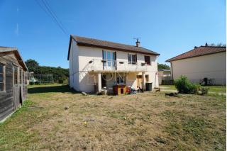 Bien vendu : Maison - 4 chambres 